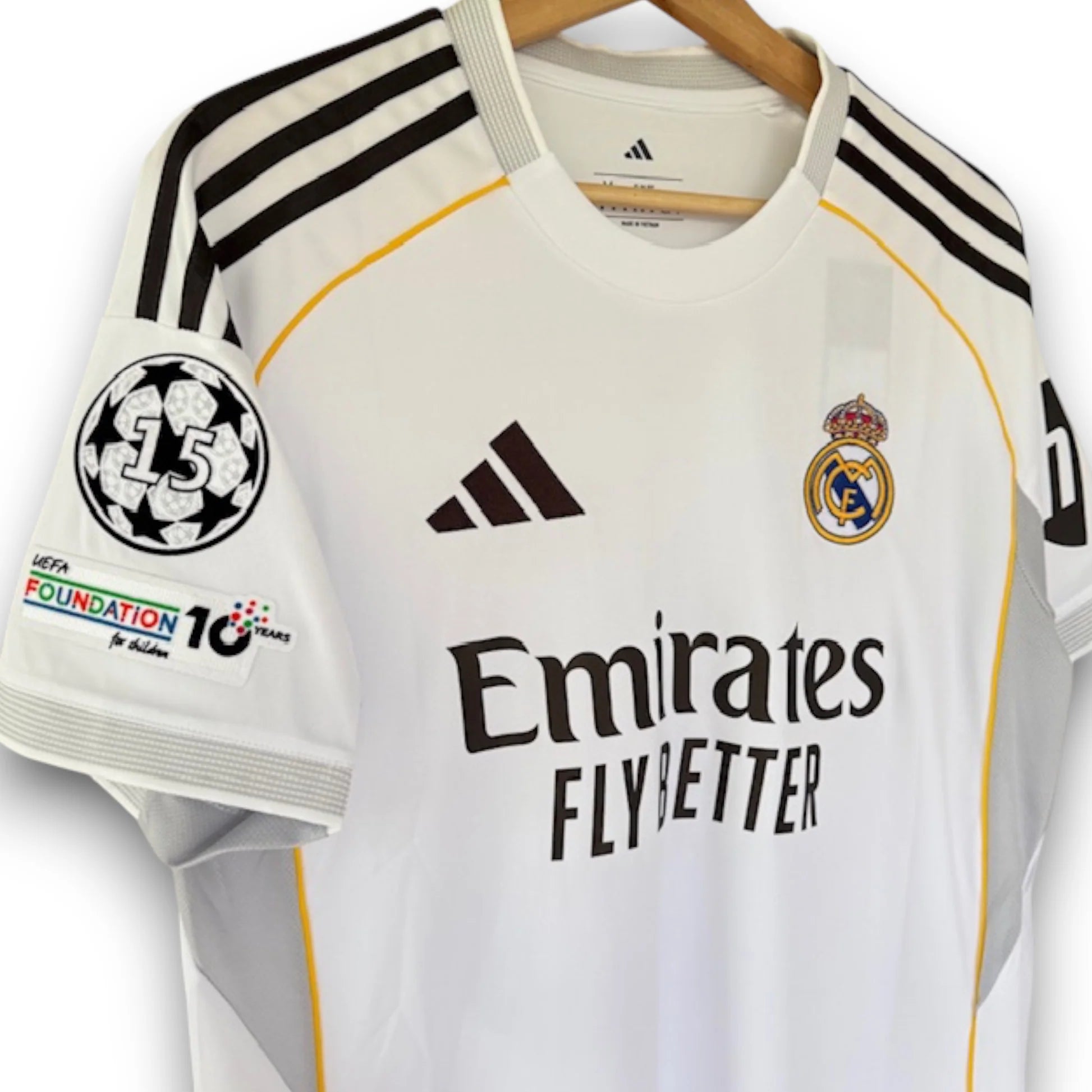 Camiseta Local Player version Real Madrid (ajuste slim), temporada 2025/2026